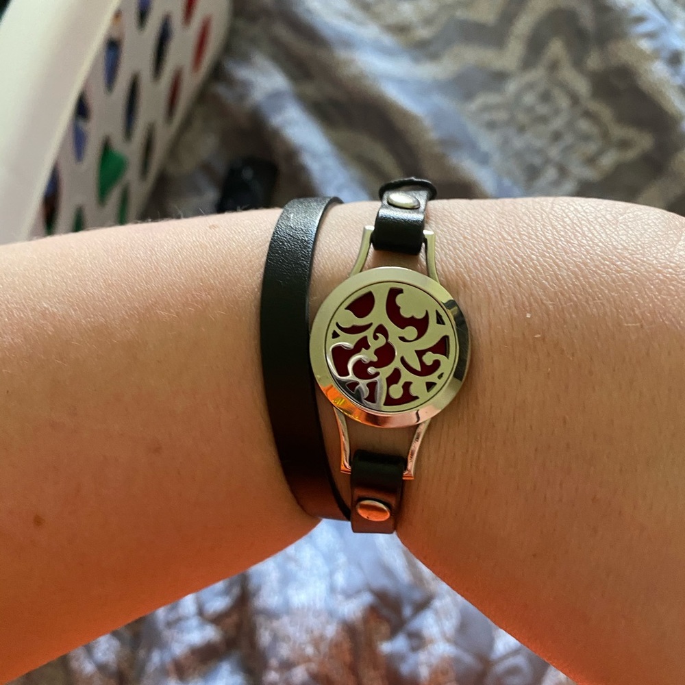 Diffuser wrap bracelet - Picture 5 of 8